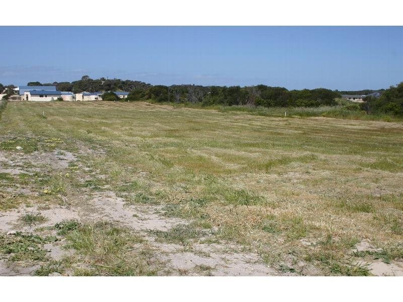 18 – Lot 61 Thompson Road, Robe SA 5276