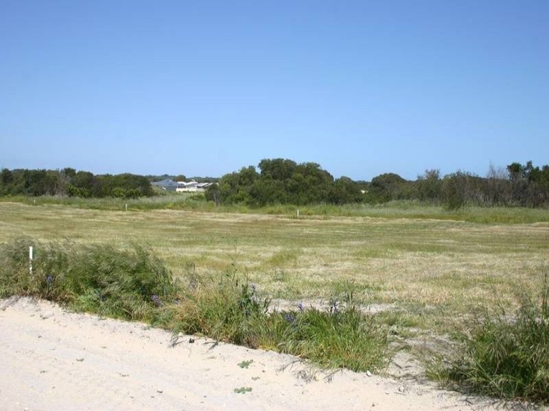 18 – Lot 61 Thompson Road, Robe SA 5276