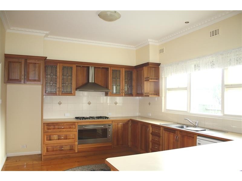 41 Adelaide Road, Millicent SA 5280