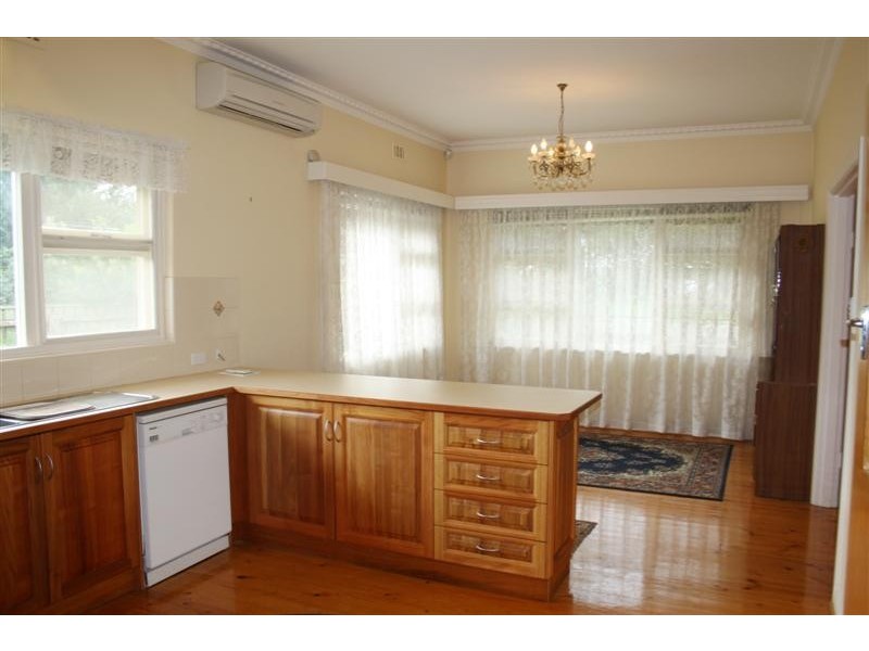 41 Adelaide Road, Millicent SA 5280