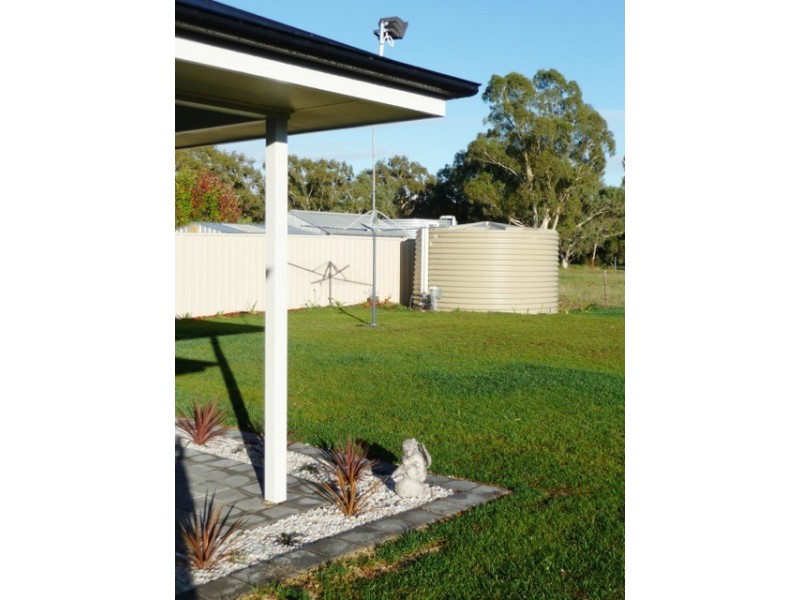 18 Federation Drive, Naracoorte SA 5271