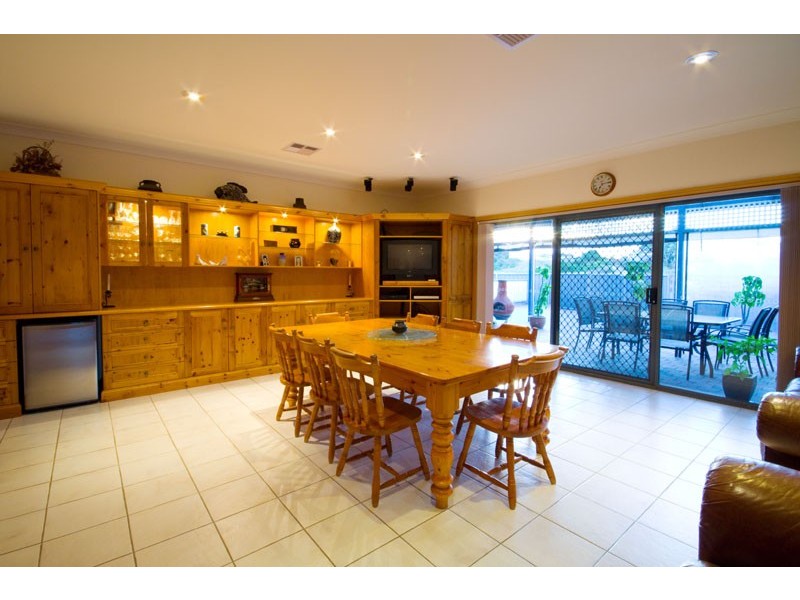 28 Sargent Close, Robe SA 5276