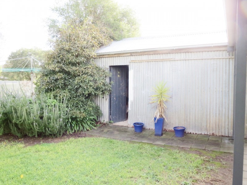2 Rule Street, Naracoorte SA 5271
