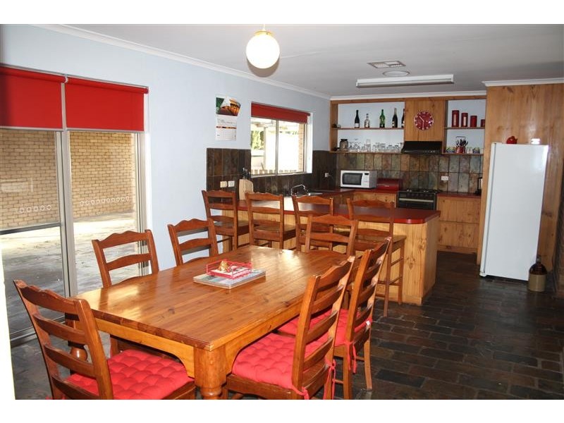 1 Hateley Crescent, Robe SA 5276