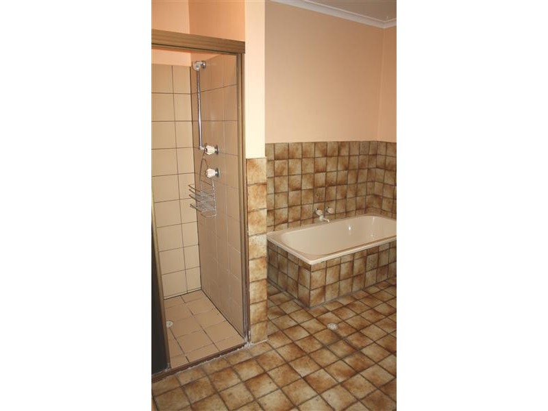 1 Hateley Crescent, Robe SA 5276