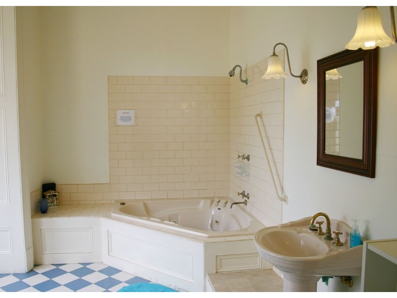 22 Main Road, Robe SA 5276