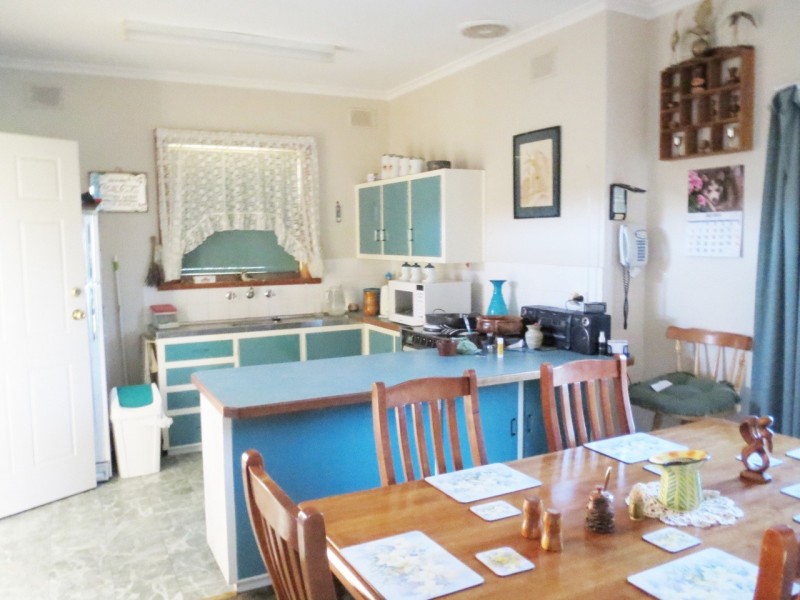 11 Attiwill Street, Naracoorte SA 5271