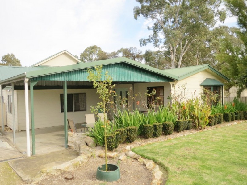 16 Corner Crescent, Naracoorte SA 5271