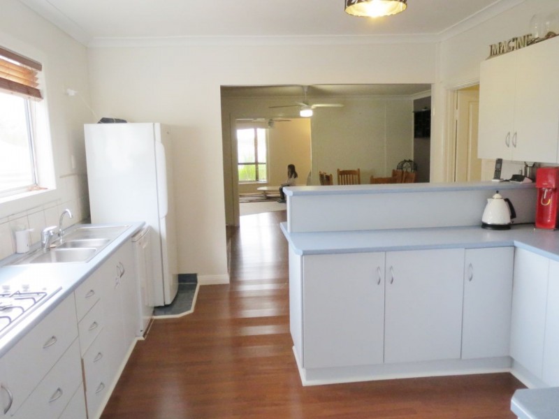 16 Corner Crescent, Naracoorte SA 5271