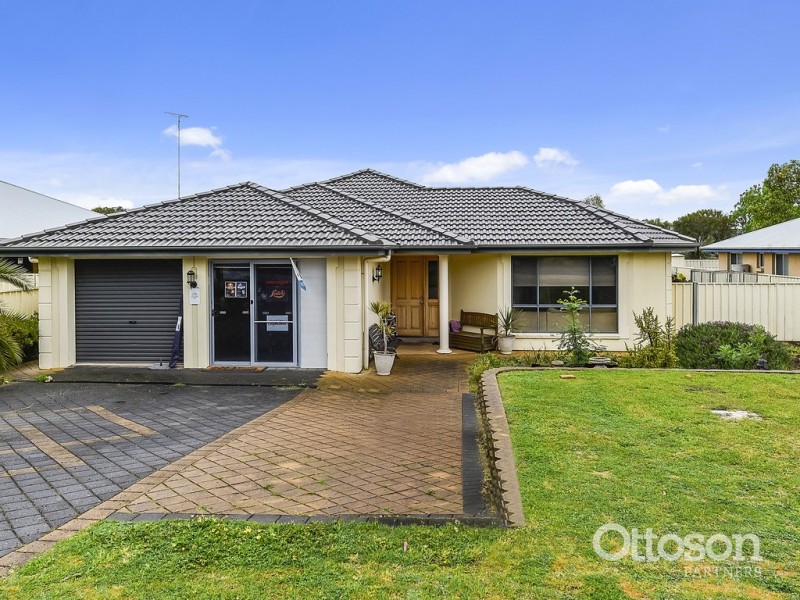 116 Cedar Avenue, Naracoorte SA 5271