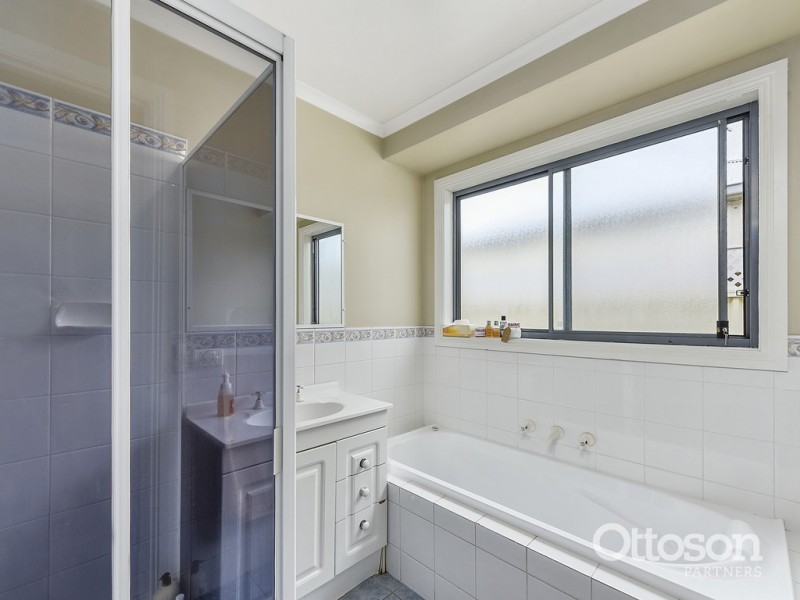 116 Cedar Avenue, Naracoorte SA 5271
