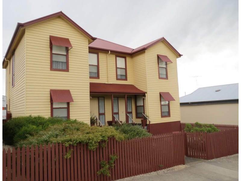 18a and 18b McRae Street, Naracoorte SA 5271