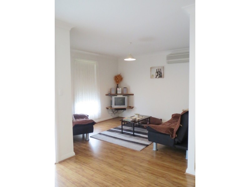 18a and 18b McRae Street, Naracoorte SA 5271