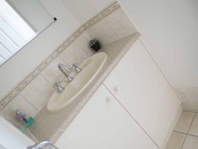 18a and 18b McRae Street, Naracoorte SA 5271