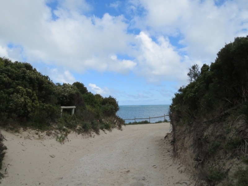 24 Reserve Road, Boatswain Point SA 5275