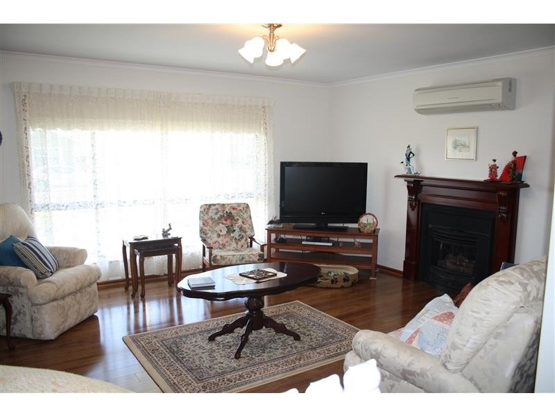 2 Varcoe Street, Beachport SA 5280