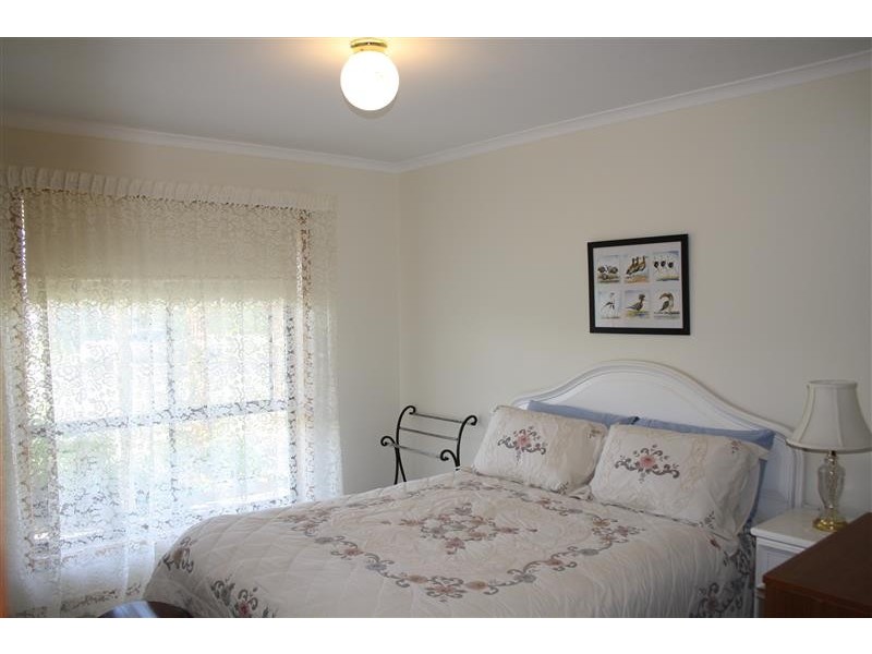 2 Varcoe Street, Beachport SA 5280