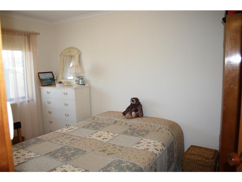 2 Varcoe Street, Beachport SA 5280