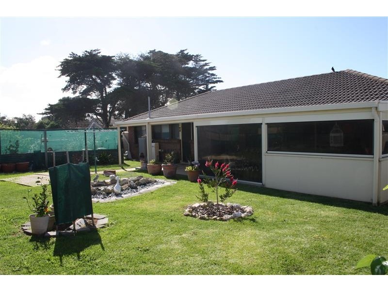 2 Varcoe Street, Beachport SA 5280