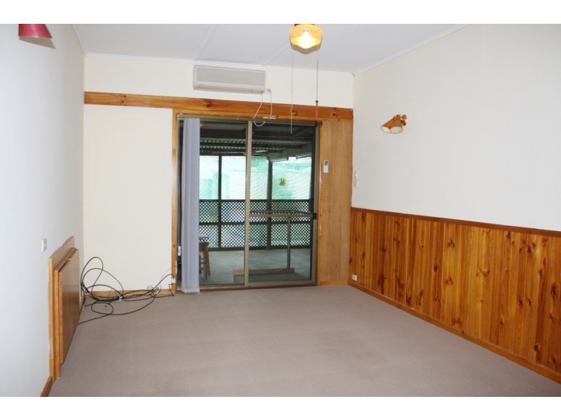 14 Sixth Avenue, Naracoorte SA 5271
