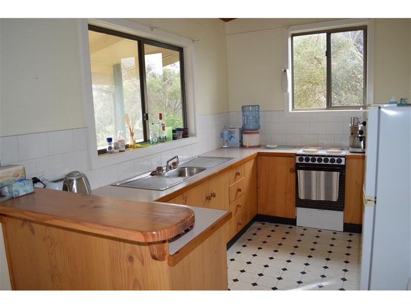 24 Corigliano Street, Beachport SA 5280