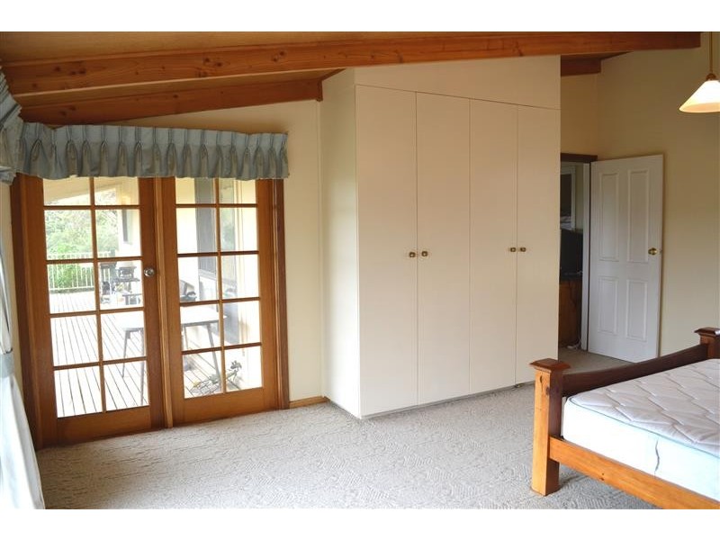 24 Corigliano Street, Beachport SA 5280