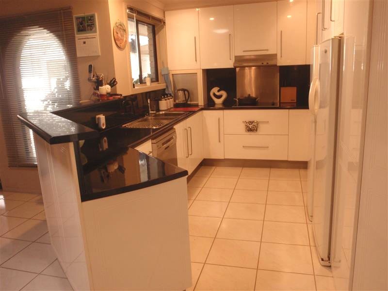 7 Railway Terrace North, Beachport SA 5280