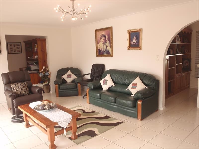 7 Railway Terrace North, Beachport SA 5280
