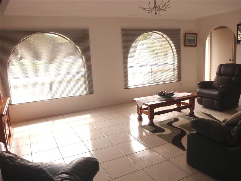 7 Railway Terrace North, Beachport SA 5280