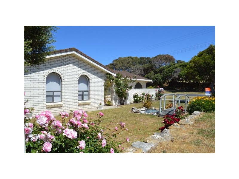 7 Railway Terrace North, Beachport SA 5280