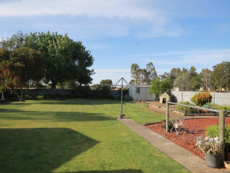 Allot 74 Second Street, Frances SA 5262