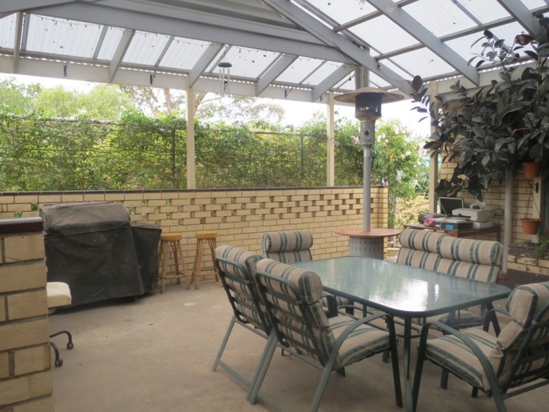8 Fourth Avenue, Naracoorte SA 5271