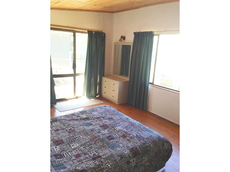 56 Beach Road, Beachport SA 5280