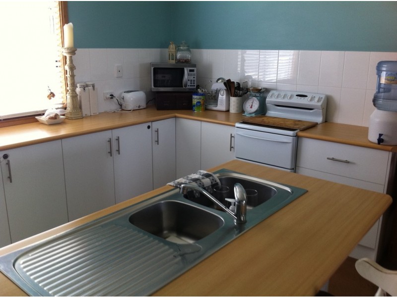 7 Sail Street, Boatswain Point SA 5275