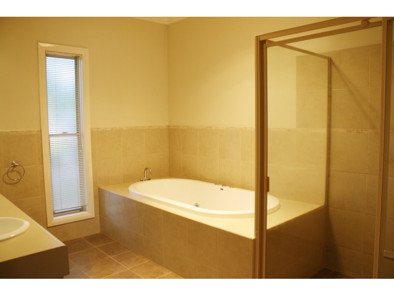 28 Stewart Terrace, Naracoorte SA 5271