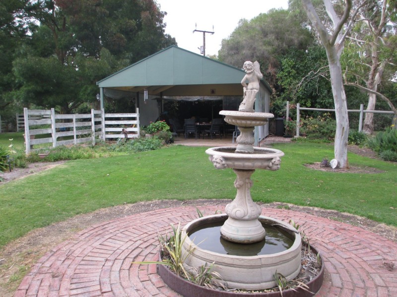 Pine Lodge Cadgee Road, Naracoorte SA 5271