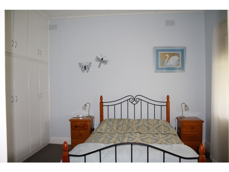 2 Park Terrace, Naracoorte SA 5271