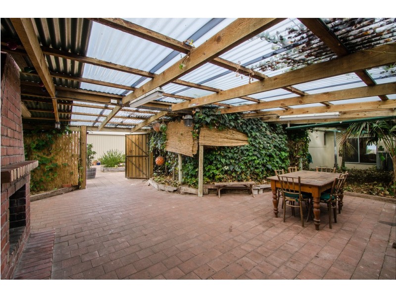 15 Leake Street, Southend SA 5280