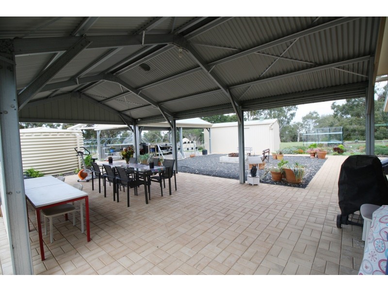 9 Martins Road, Naracoorte SA 5271