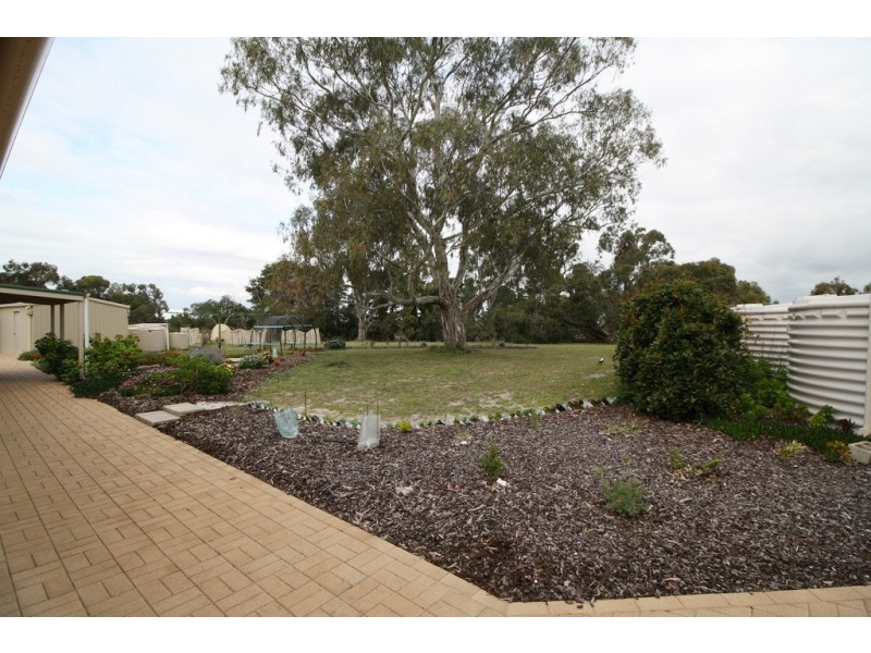 9 Martins Road, Naracoorte SA 5271