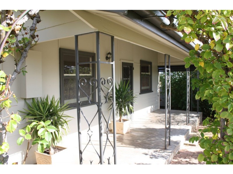 22 Freeling Street, Naracoorte SA 5271