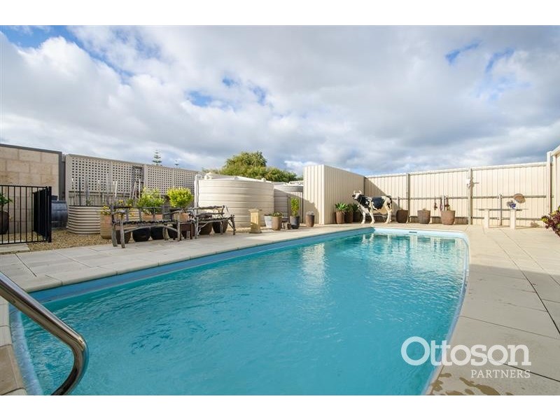 102 Marine Parade, Kingston Se SA 5275