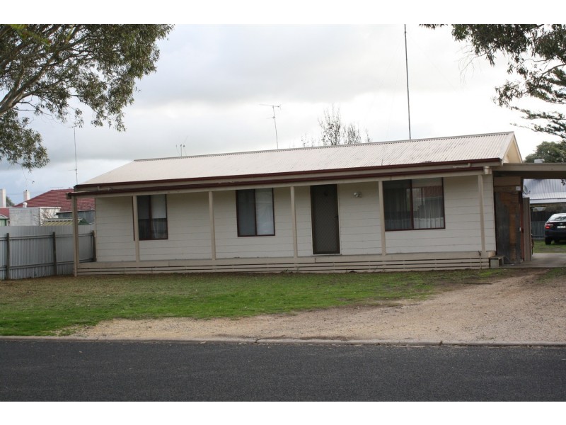 18 Charles Street, Naracoorte SA 5271