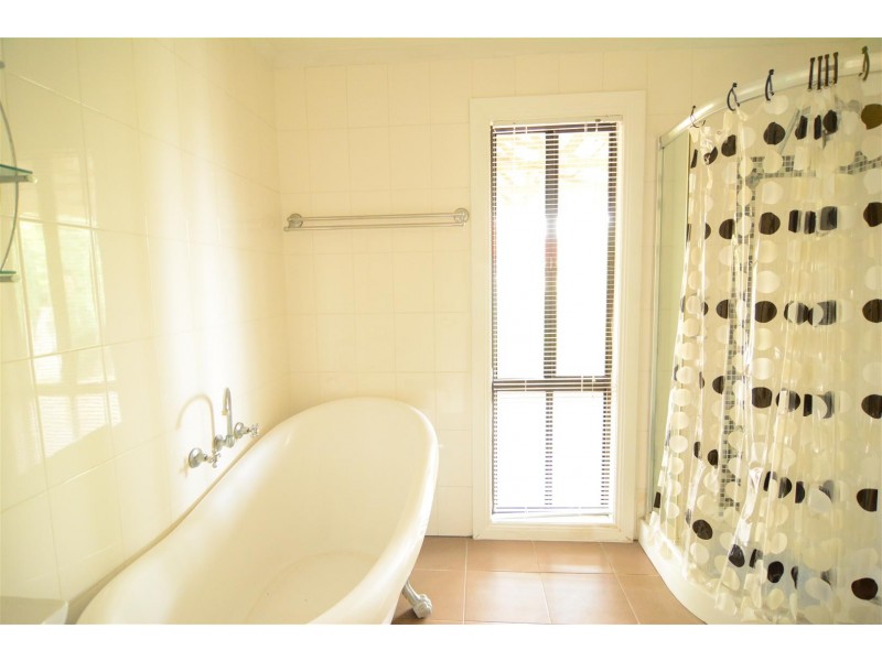 2 Newton Road, Robe SA 5276