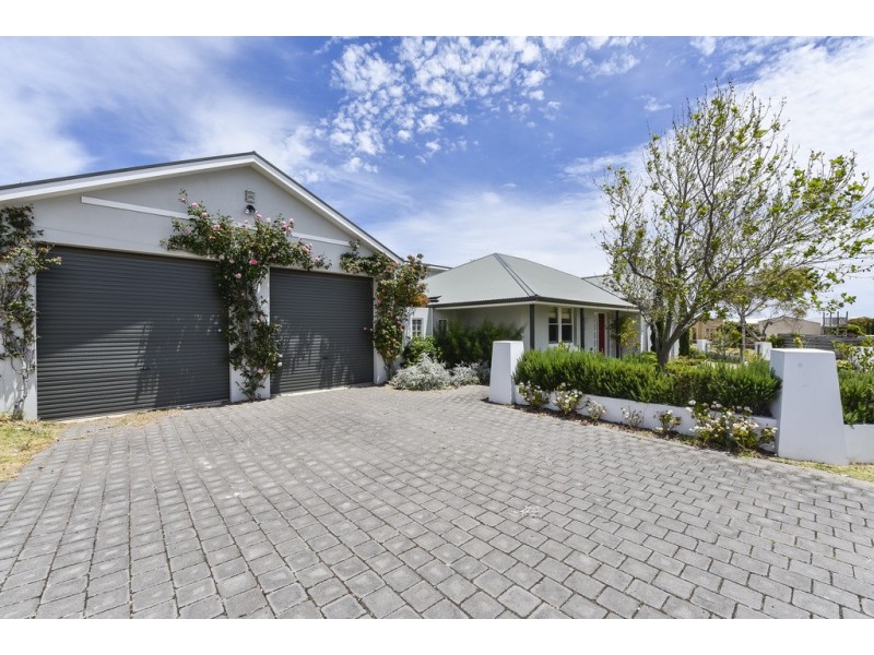 16 Sturt Street, Robe SA 5276