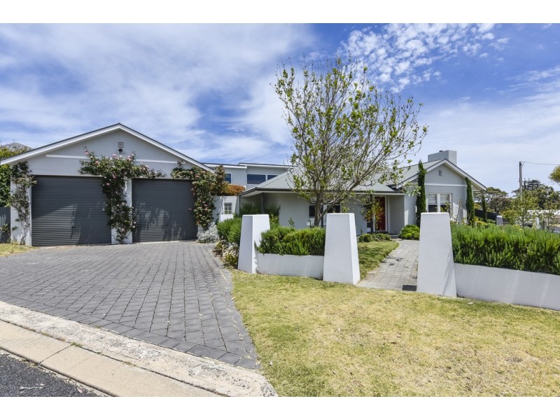 16 Sturt Street, Robe SA 5276