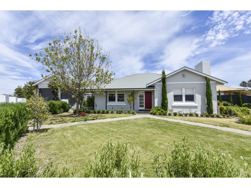 16 Sturt Street, Robe SA 5276
