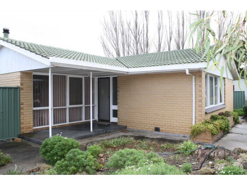 13 Fifth Avenue, Naracoorte SA 5271