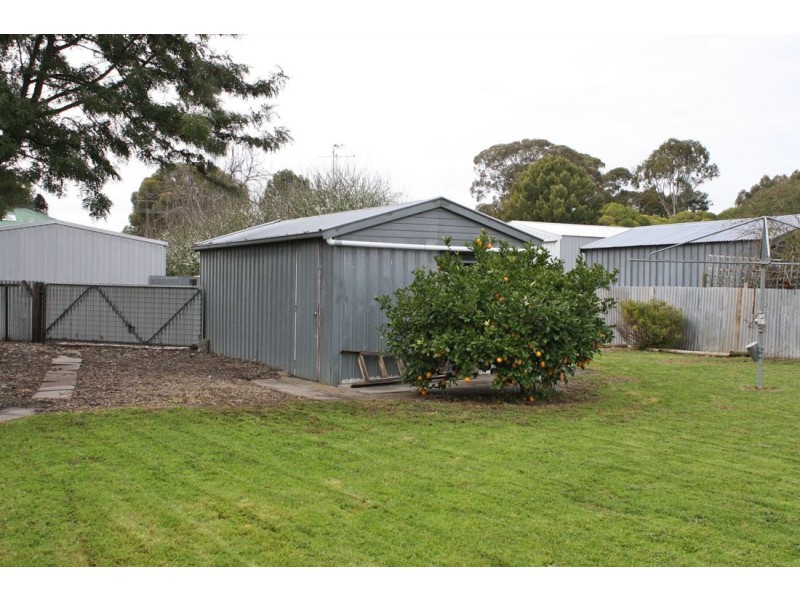 35 Caves Road, Naracoorte SA 5271