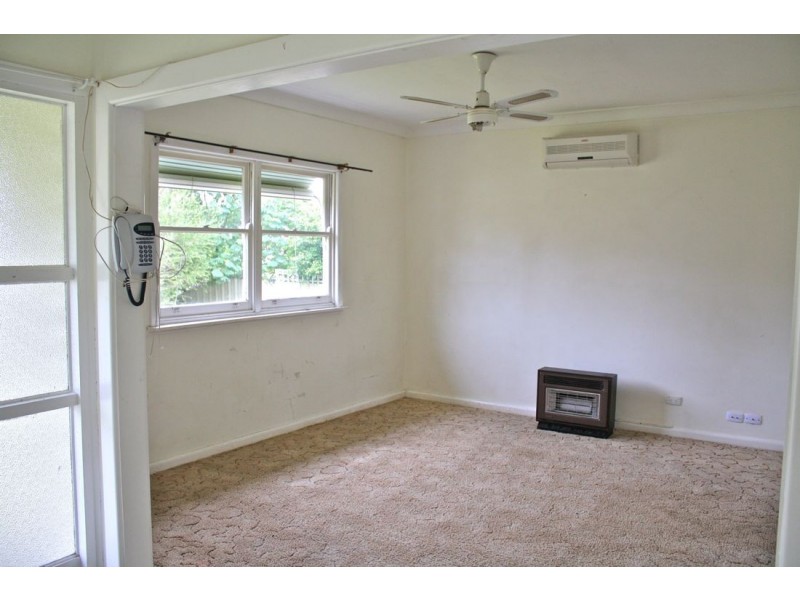 35 Caves Road, Naracoorte SA 5271